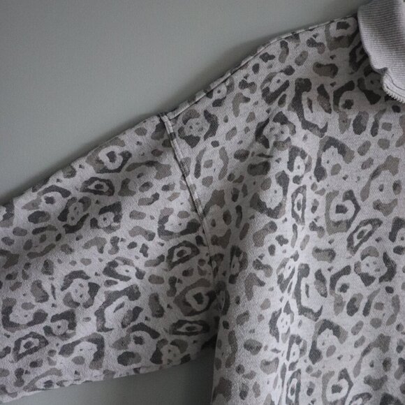 Aerie Women's Sz S Cream Animal Print Oversized 1/4 Zip Relaxed Pullover Sweater - Picture 3 of 16